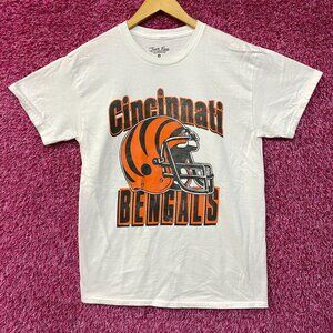 Junk Food Clothing NFL Cincinnati Bengals Helmet Logo T-Shirt Small